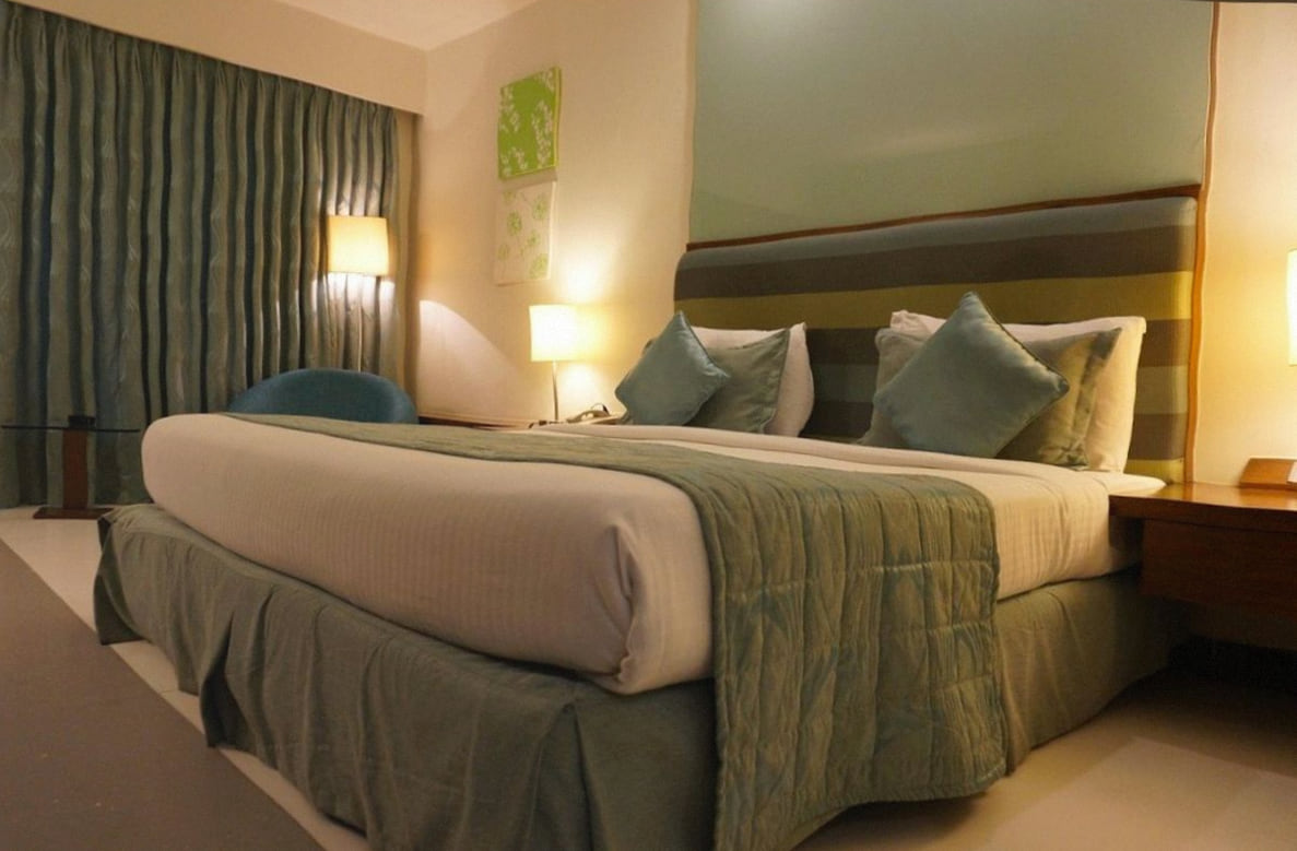 Harbour Penthouse Suites at Kenarim